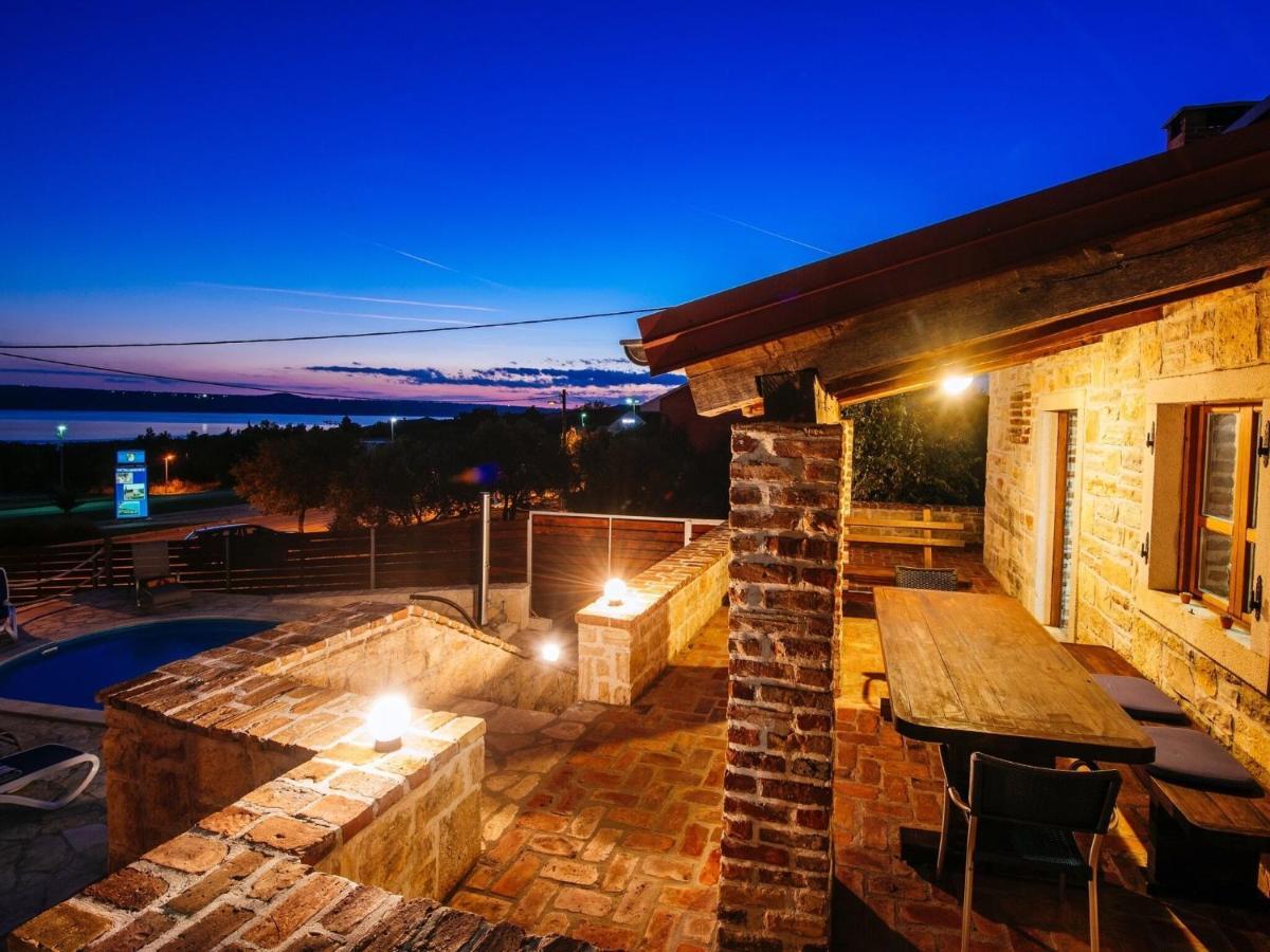 Splendid Holiday Home In Jasenice Maslenica Exterior foto